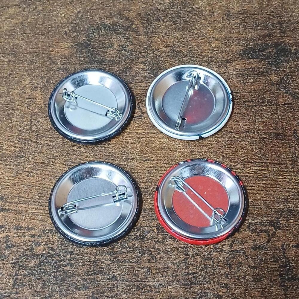 Lot of 4 Big Time Rush BTR 1.5" Pinback Buttons - Picture 2 of 3